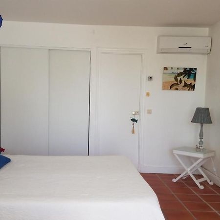 Appartement rez-de-chaussée de villa à 1 minute de la plage Saint-Francois  Exterior foto